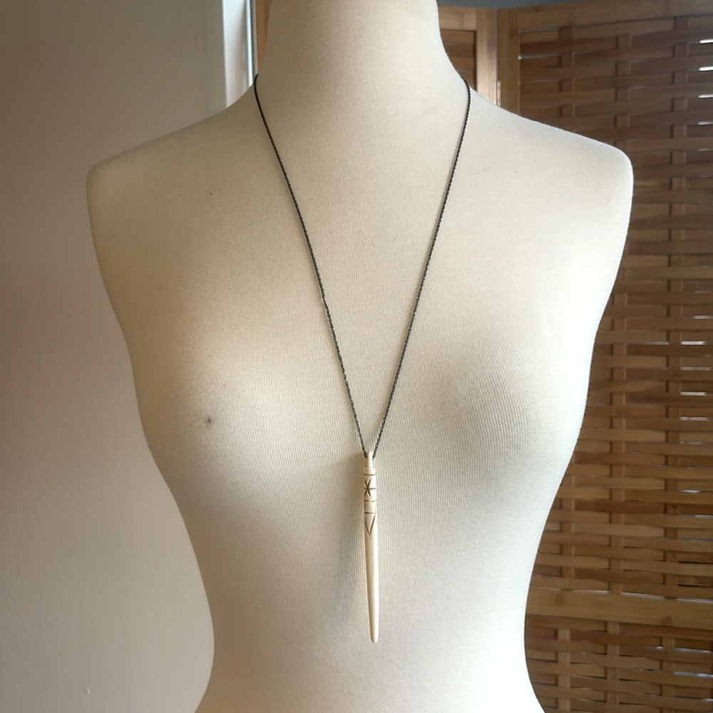 Carved pendant necklace